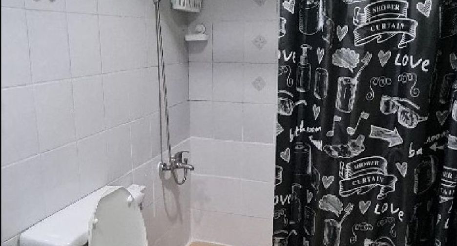 Wohnung zur Miete mit 3 Zimmer in Yan Nawa, Bangkok