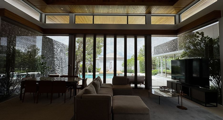 For sale and for rent 4 bedrooms villa in Thalang, Phuket
