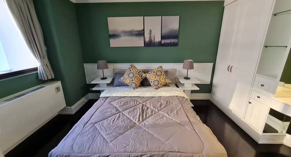 For rent 2 bedrooms apartment in Sathon, Bangkok