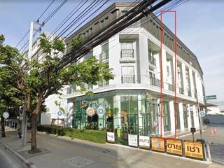 For rent retail Space in Prawet, Bangkok