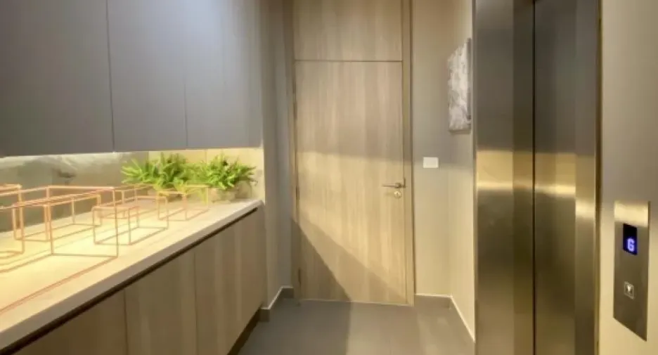 For rent 1 bed condo in Pathum Wan, Bangkok