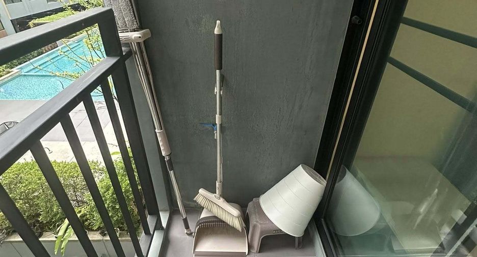 For sale 1 bed condo in Lat Krabang, Bangkok