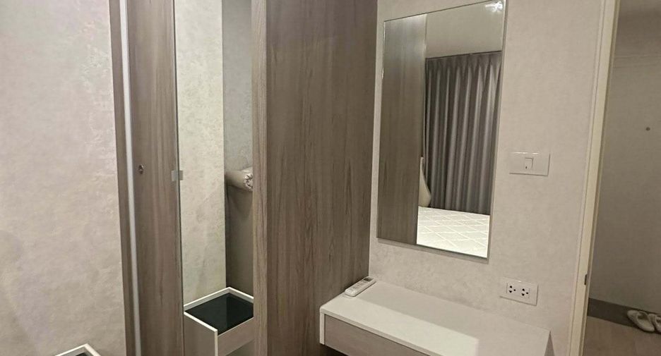 For sale 1 bed condo in Lat Krabang, Bangkok