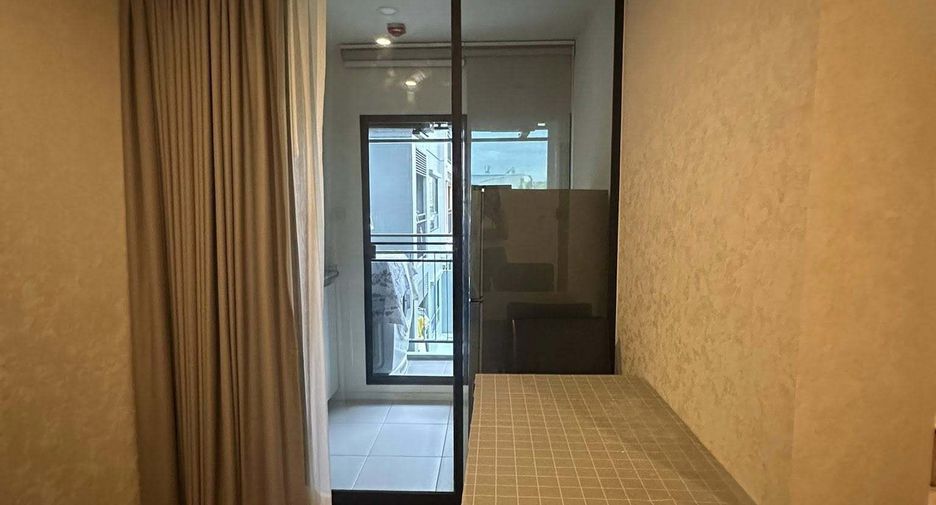For sale 1 bed condo in Lat Krabang, Bangkok