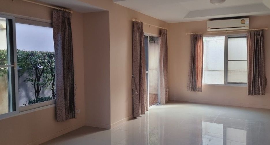 À vendre 3 chambres maison à Sai Mai, Bangkok