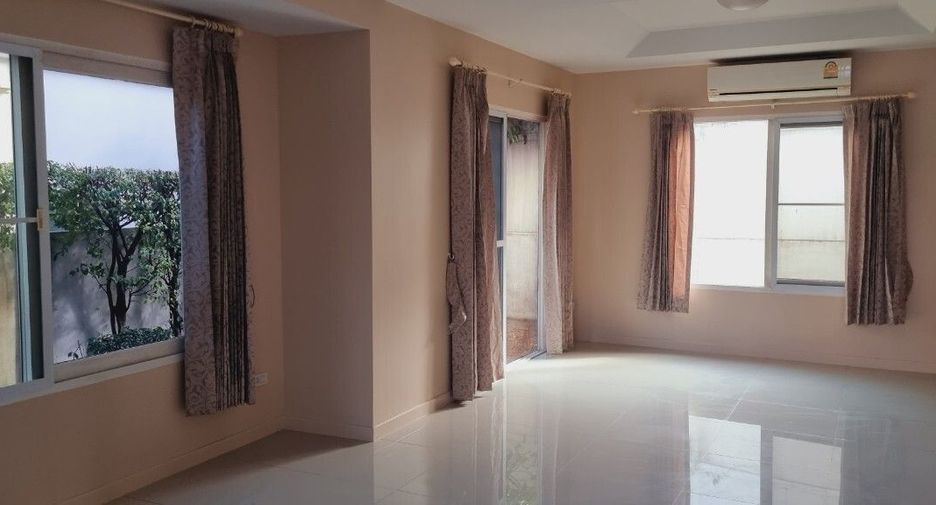 À vendre 3 chambres maison à Sai Mai, Bangkok