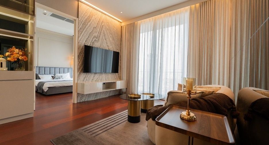 For rent 2 bedrooms condo in Watthana, Bangkok