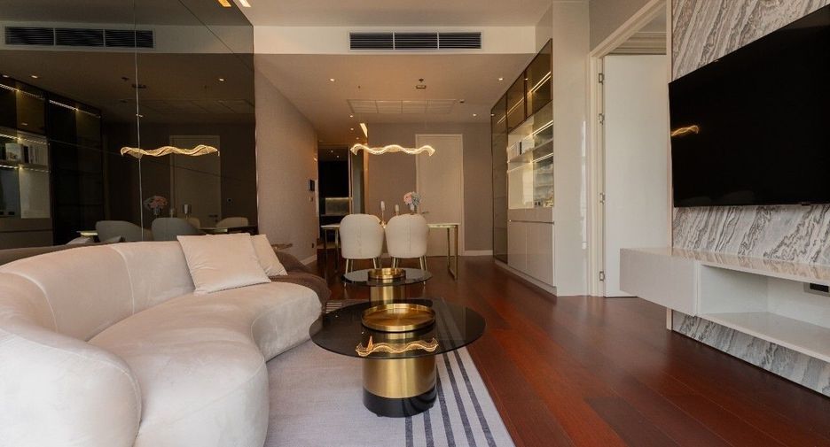 For rent 2 bedrooms condo in Watthana, Bangkok