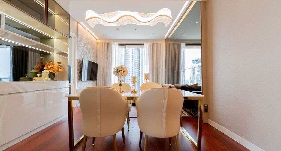 For rent 2 bedrooms condo in Watthana, Bangkok