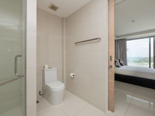 For sale and for rent 2 bedrooms condo in Mueang Phuket, Phuket