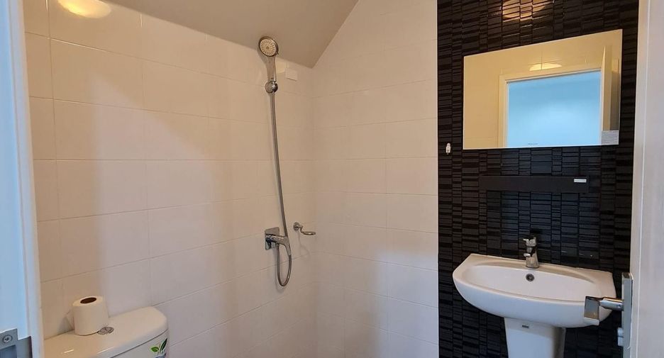 Аренда 3 спальни таунхаус в Bang Phli, Самутпракан