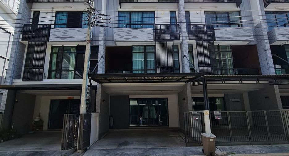Аренда 3 спальни таунхаус в Bang Phli, Самутпракан