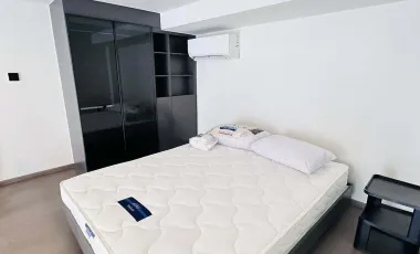 Wohnung zur Miete mit 1 Zimmer in Bang Rak, Bangkok