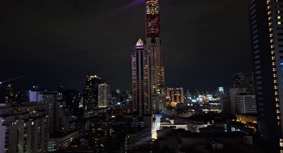 For rent studio condo in Pathum Wan, Bangkok