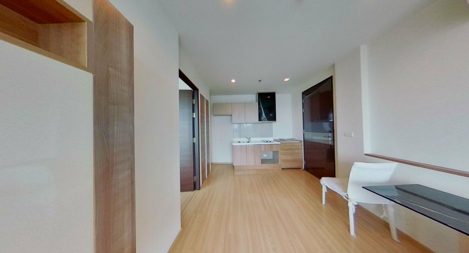 For sale 1 bed condo in Sathon, Bangkok