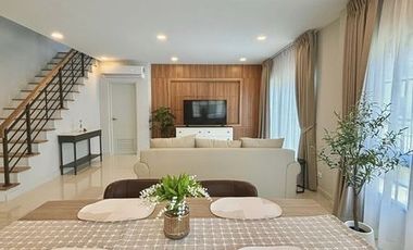 For rent 4 bedrooms house in Bang Phli, Samut Prakan