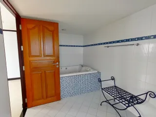 Condo en venta de 3 habitaciones en Watthana, Bangkok