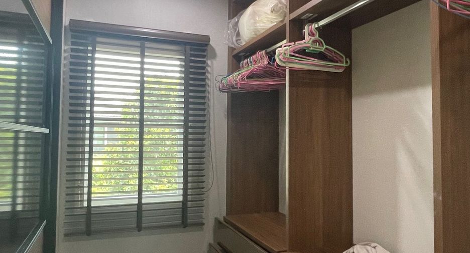 For sale and for rent 3 bedrooms house in Bang Khun Thian, Bangkok