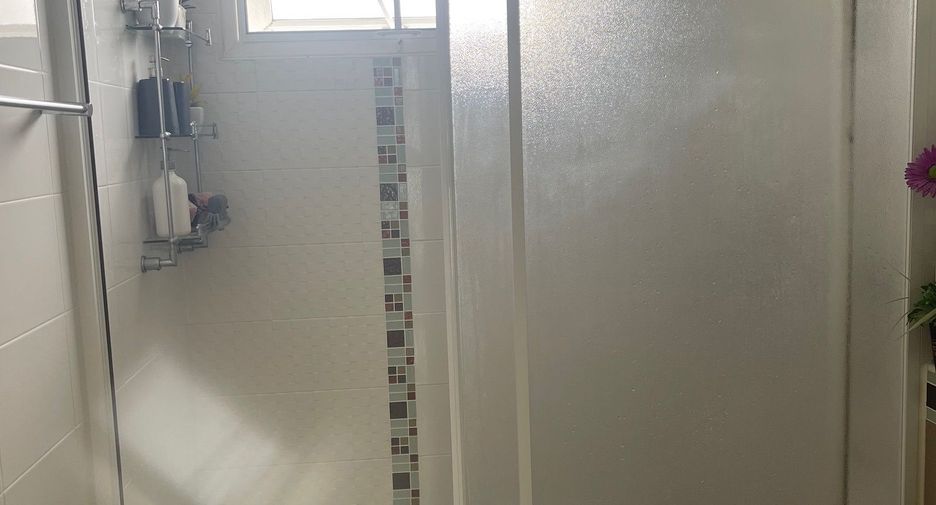 For sale and for rent 3 bedrooms house in Bang Khun Thian, Bangkok