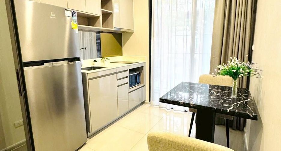 For rent 1 bed condo in Khlong Toei, Bangkok