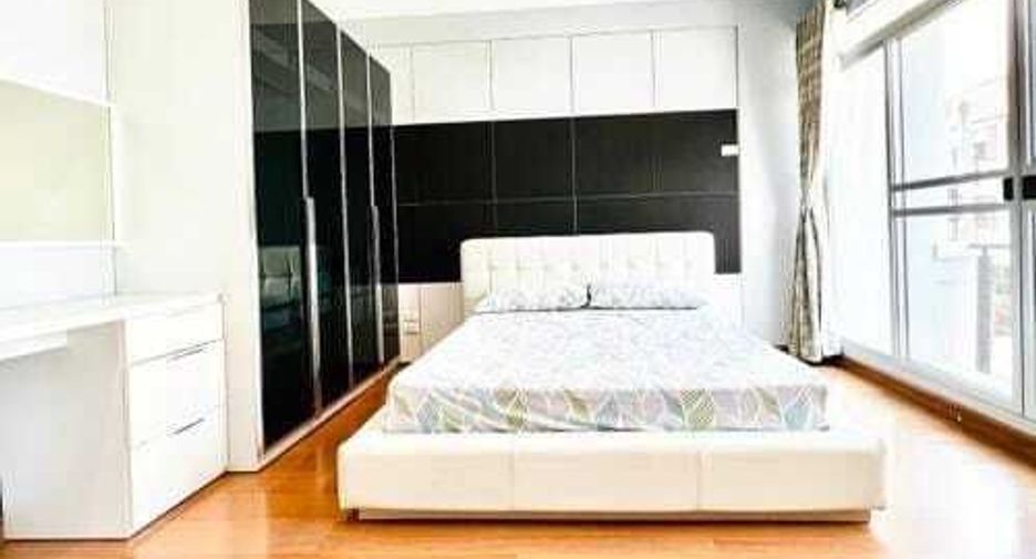 Reihenhaus zur Miete mit 3 Zimmer in Prawet, Bangkok