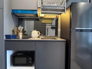 Wohnung zur Miete mit Studio in Khlong Toei, Bangkok