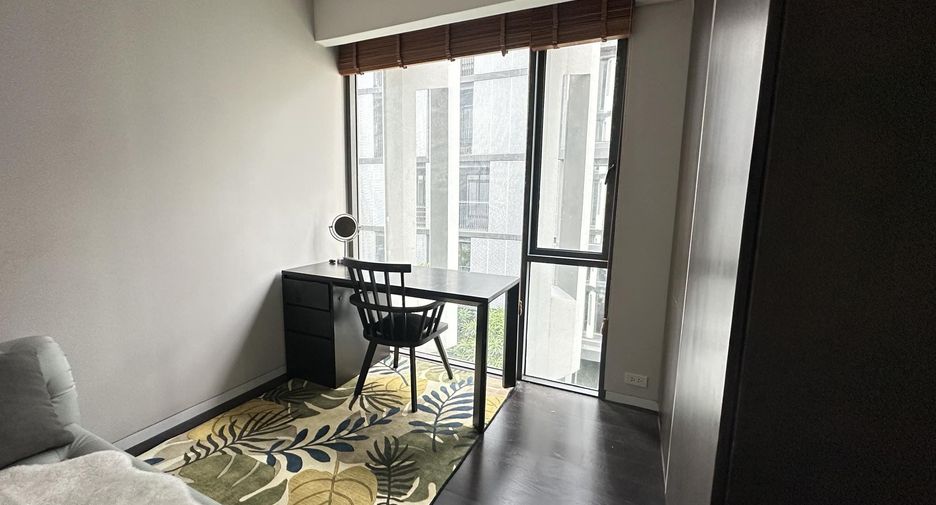 For sale and for rent 2 bedrooms condo in Watthana, Bangkok