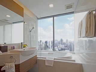 Wohnung zur Miete mit 2 Zimmer in Pathum Wan, Bangkok