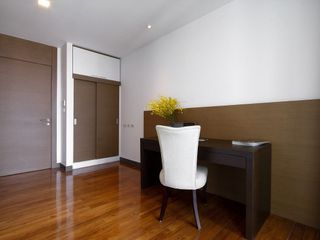 Wohnung zur Miete mit 2 Zimmer in Pathum Wan, Bangkok