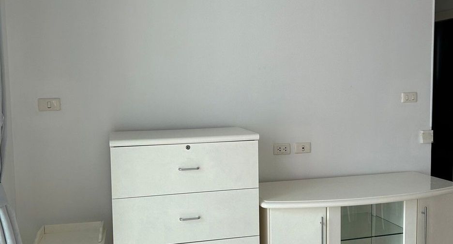 Condo en alquiler de 2 habitaciones en Watthana, Bangkok