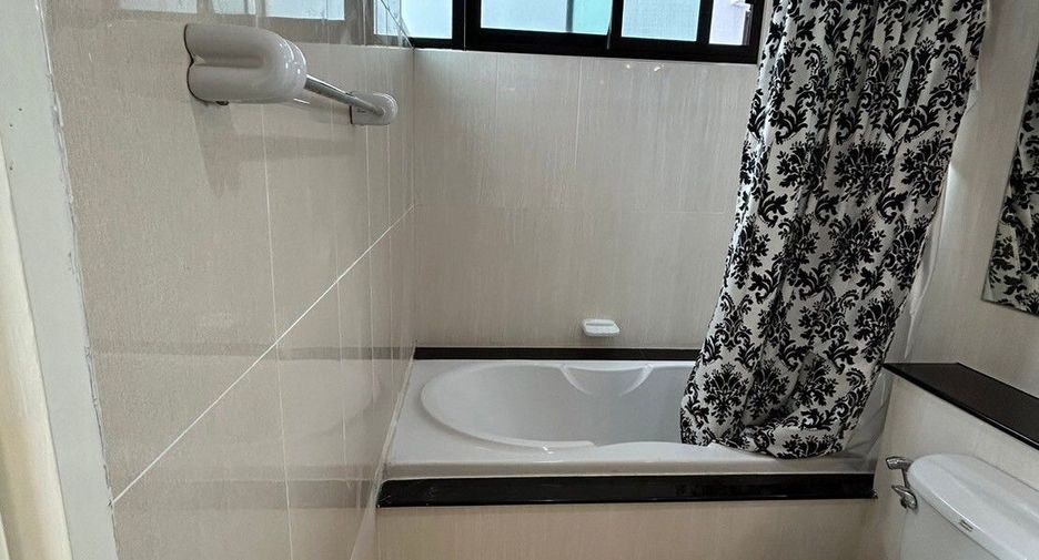 Condo en alquiler de 2 habitaciones en Watthana, Bangkok