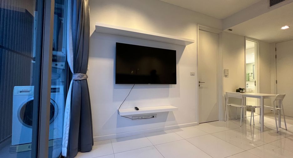 For rent 1 bed condo in Sathon, Bangkok