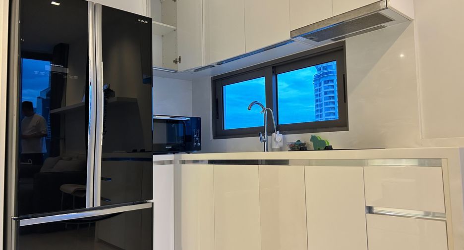 For rent 1 bed condo in Sathon, Bangkok