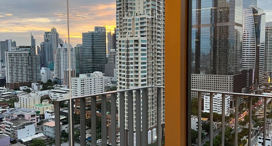 For rent 1 bed condo in Sathon, Bangkok
