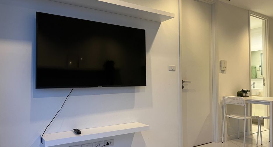 For rent 1 bed condo in Sathon, Bangkok