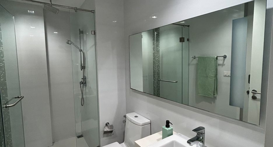 For rent 1 bed condo in Sathon, Bangkok