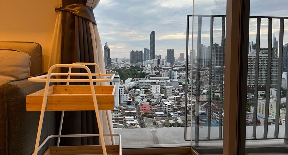 For rent 1 bed condo in Sathon, Bangkok