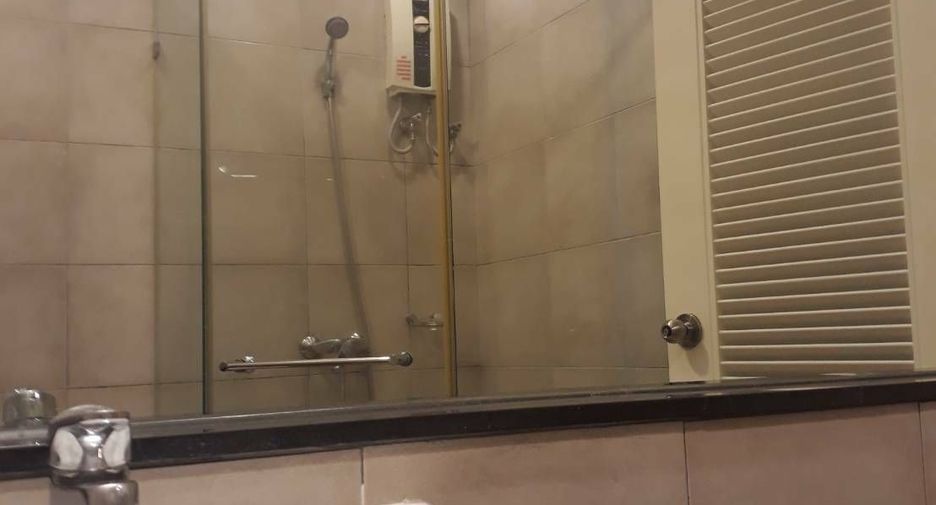 ขาย 2 ห้องนอน คอนโด ใน วัฒนา, กรุงเทพฯ