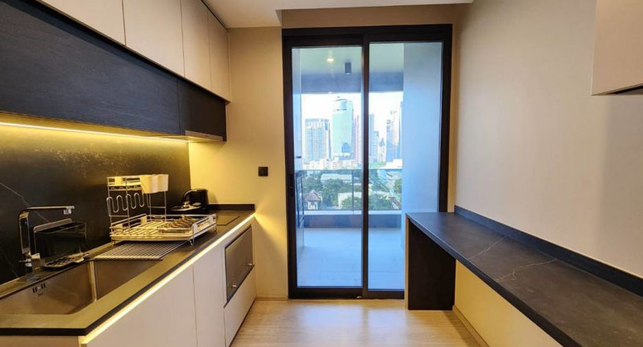 À louer 1 chambre condo à Khlong Toei, Bangkok
