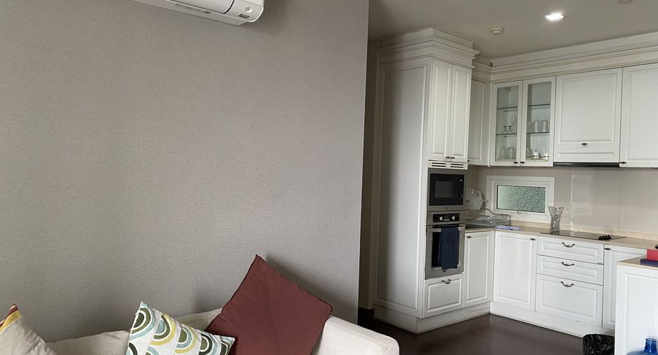 Condo en alquiler de 4 habitaciones en Watthana, Bangkok
