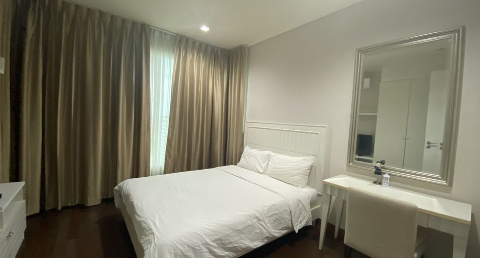 Condo en alquiler de 4 habitaciones en Watthana, Bangkok