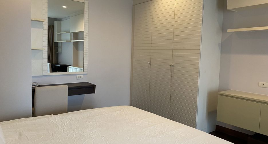 Condo en alquiler de 4 habitaciones en Watthana, Bangkok