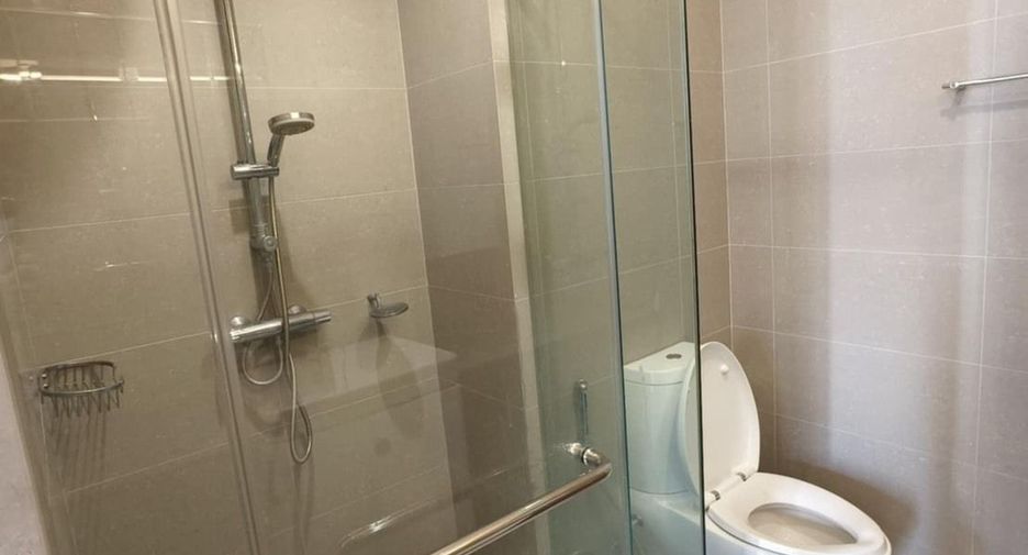 For sale studio condo in Pathum Wan, Bangkok
