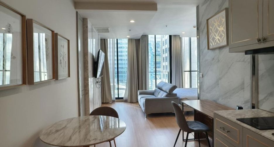 For sale studio condo in Pathum Wan, Bangkok