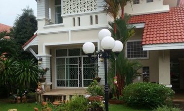 Haus zum Kauf mit 4 Zimmer in Mueang Phuket, Phuket