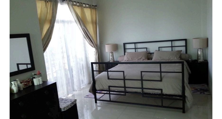 For sale and for rent 4 bedrooms townhouse in Mueang Phuket, Phuket
