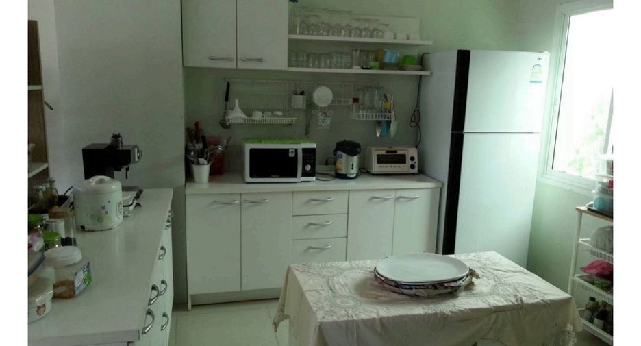 For sale and for rent 4 bedrooms townhouse in Mueang Phuket, Phuket