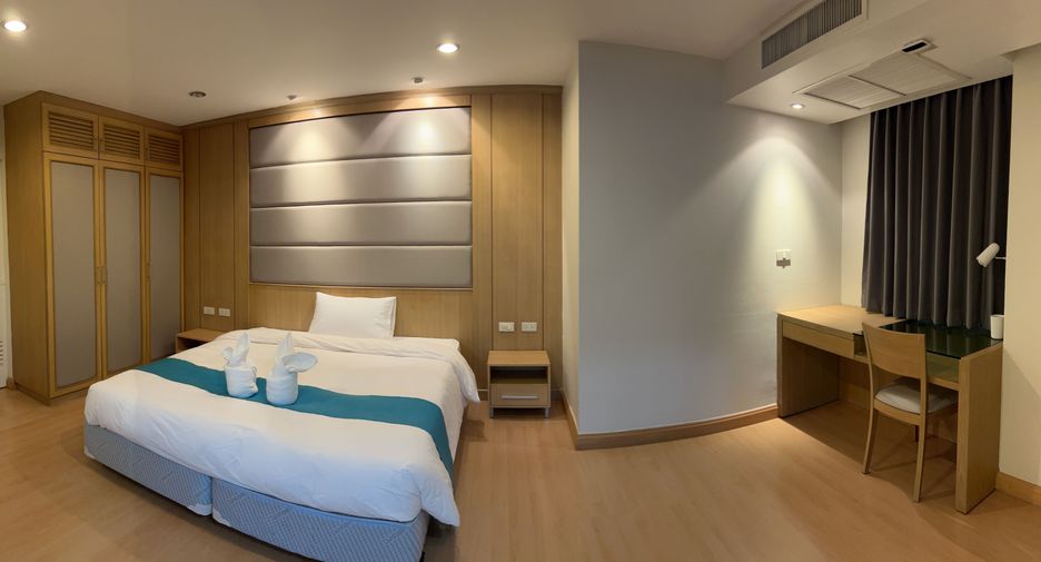 For rent 1 bed apartment in Pathum Wan, Bangkok