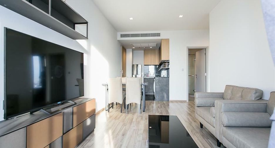 For rent 2 bedrooms condo in Chatuchak, Bangkok