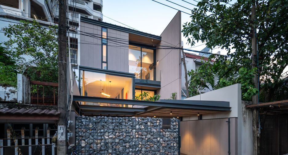 ขาย และ ให้เช่า 3 ห้องนอน บ้านเดี่ยว ใน วัฒนา, กรุงเทพฯ